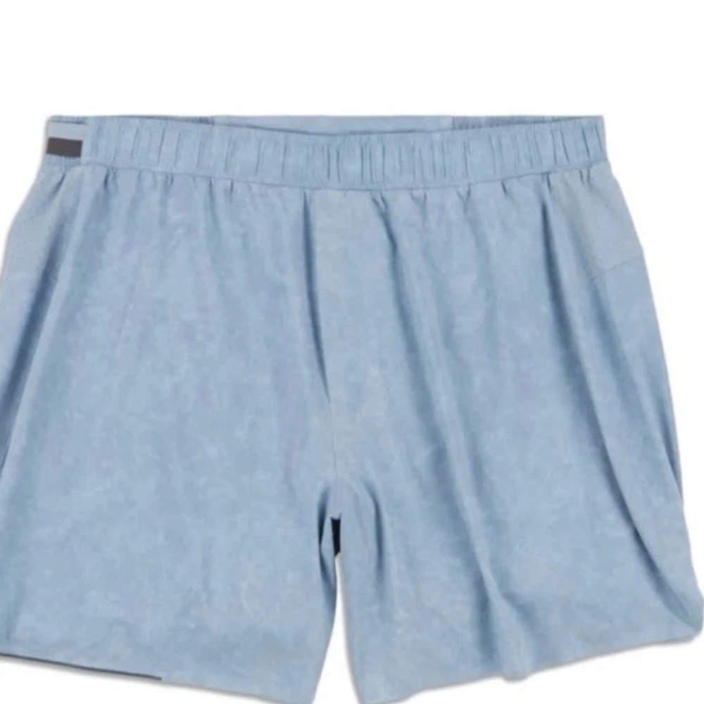Lululemon Like New Mens small Surge shorts lined 6 inch gravel dust chambray